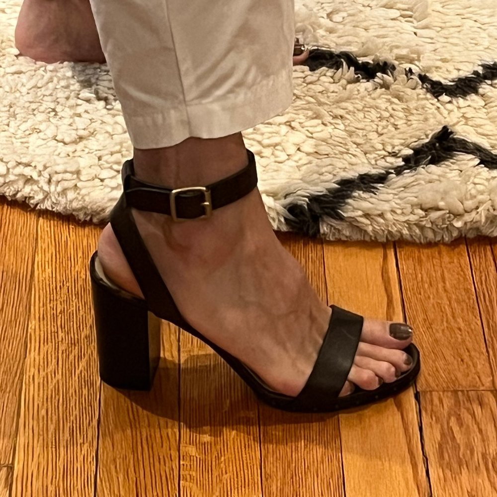MGemi High Heels Sandals, Chestnut color.